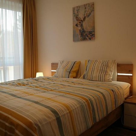 Holiday Apartman With Free Parking Győr Eksteriør bilde